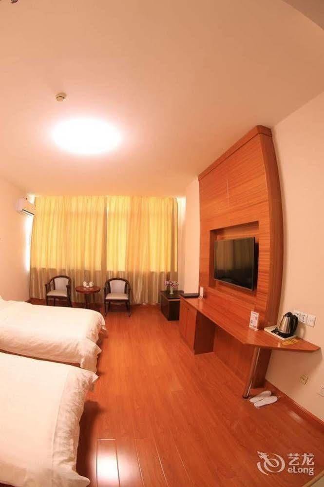 Weihai Times Business Hotel Exterior photo